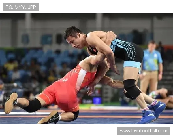 体育院校教授发表摔跤生物力学研究新论文，为技术训练提供理论支持