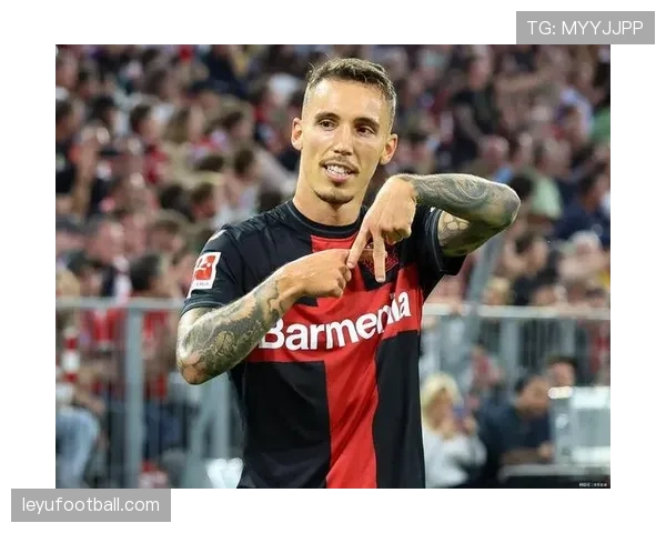 半场战报:勒沃库森暂2-0领先,格里马尔多与弗林蓬分获进球